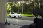 Toyota Verso 2012 года